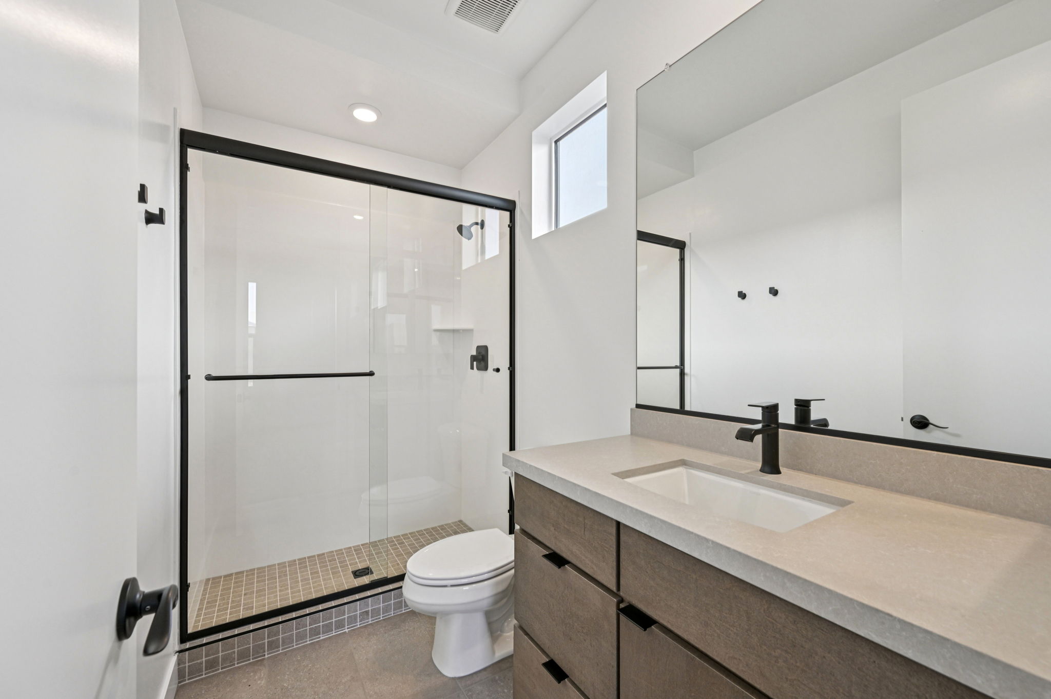 7956 W GRISWOLD RD-017