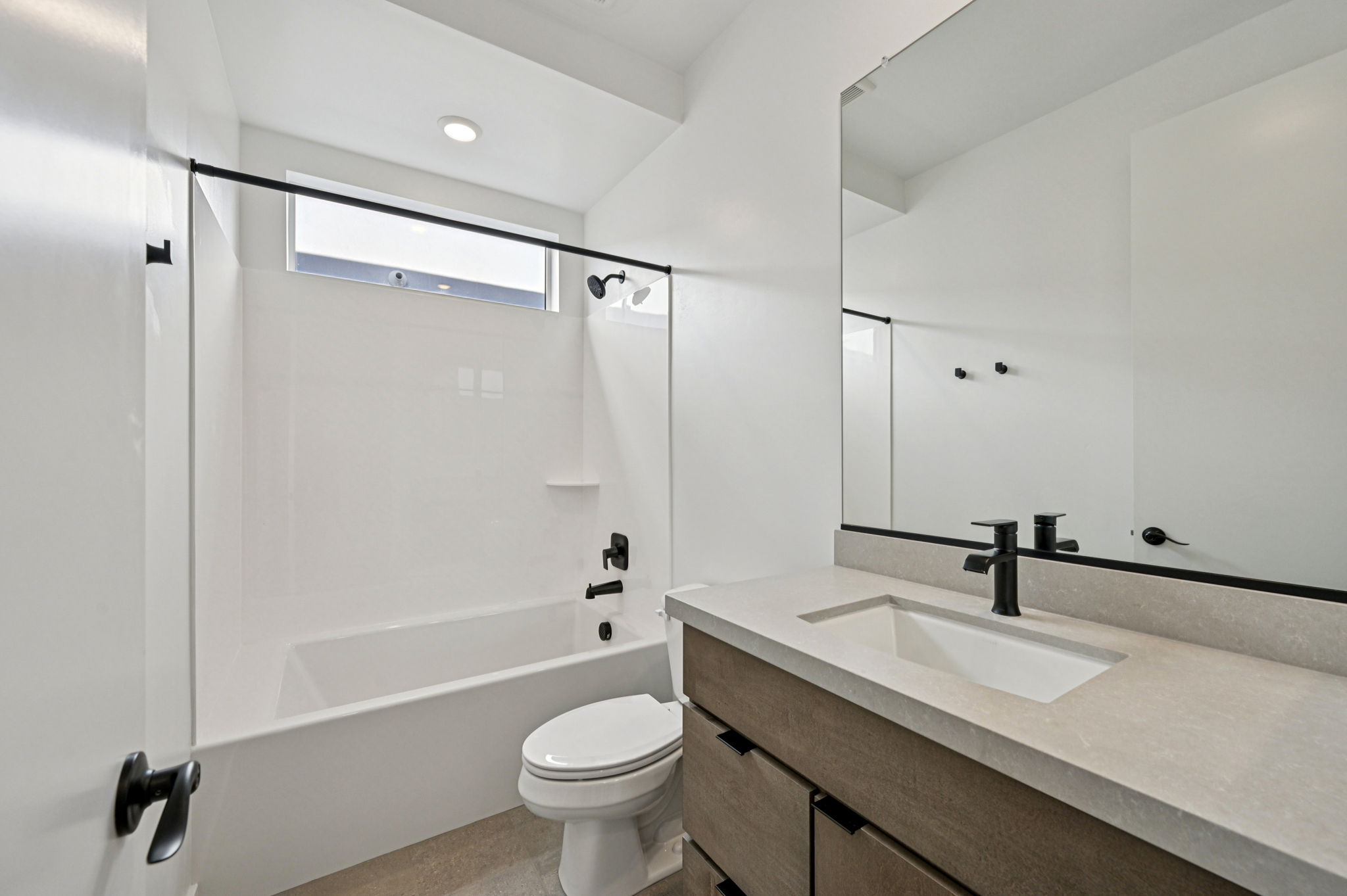 7956 W GRISWOLD RD-020