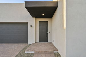 7956 W GRISWOLD RD-004