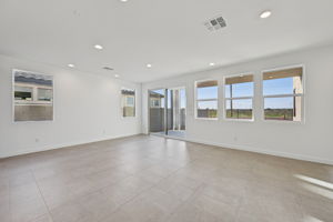 7956 W GRISWOLD RD-026