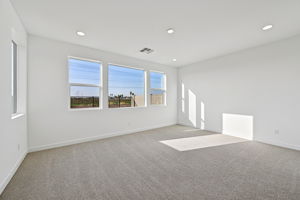 7956 W GRISWOLD RD-028
