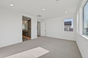 7956 W GRISWOLD RD-029