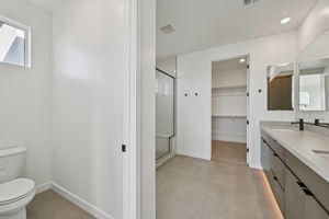 7956 W GRISWOLD RD-031