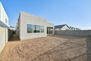 7956 W GRISWOLD RD-042