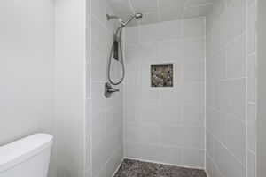  Photo 37