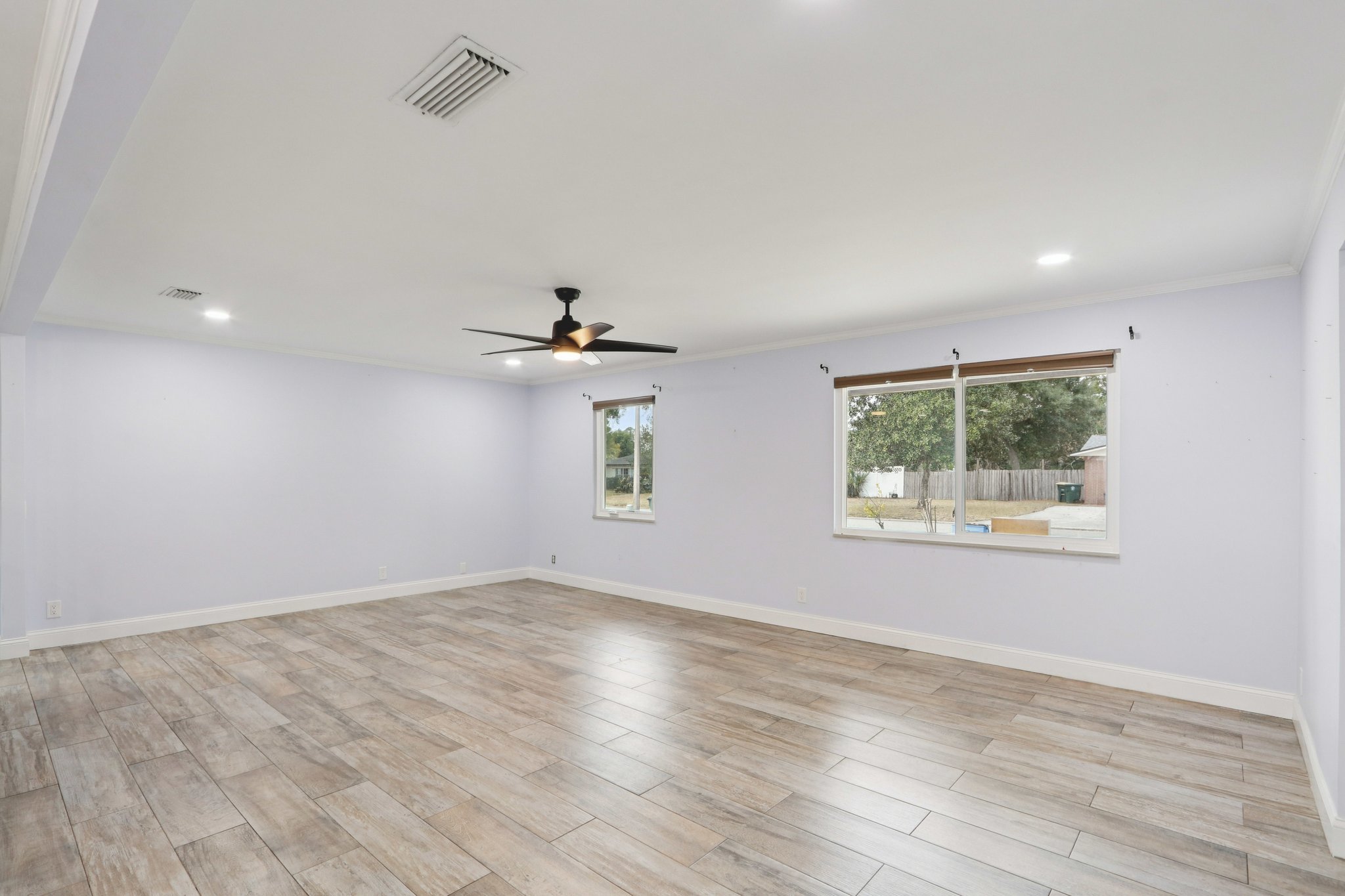 Jolliet Dr-S1202-007.jpg