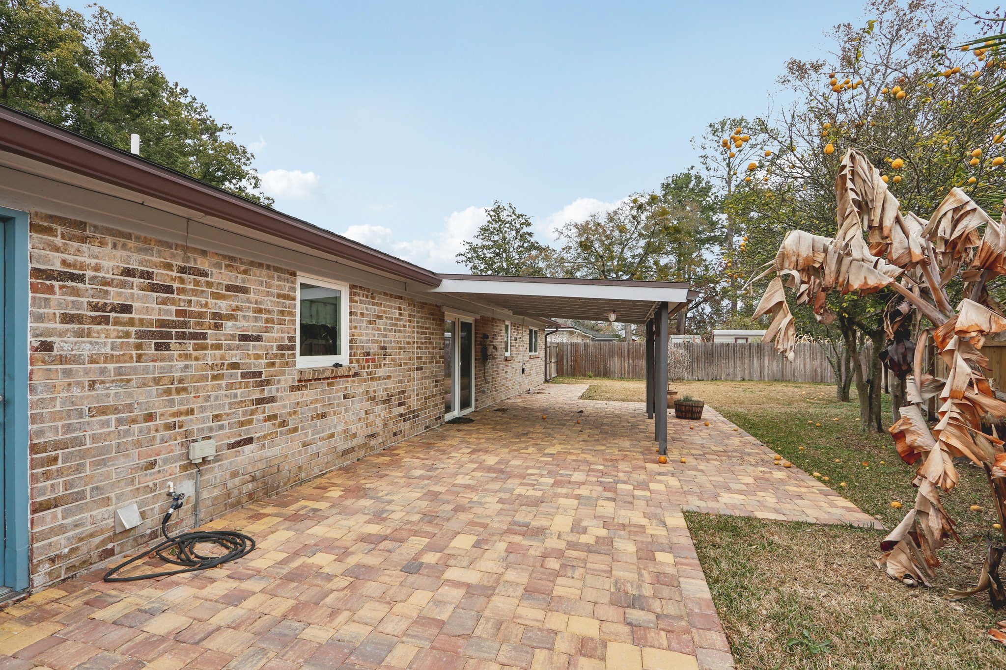 Jolliet Dr-S1202-030.jpg