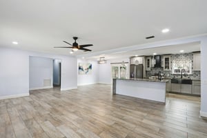 Jolliet Dr-S1202-010.jpg