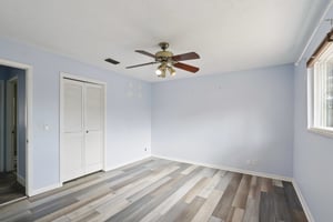 Jolliet Dr-S1202-023.jpg