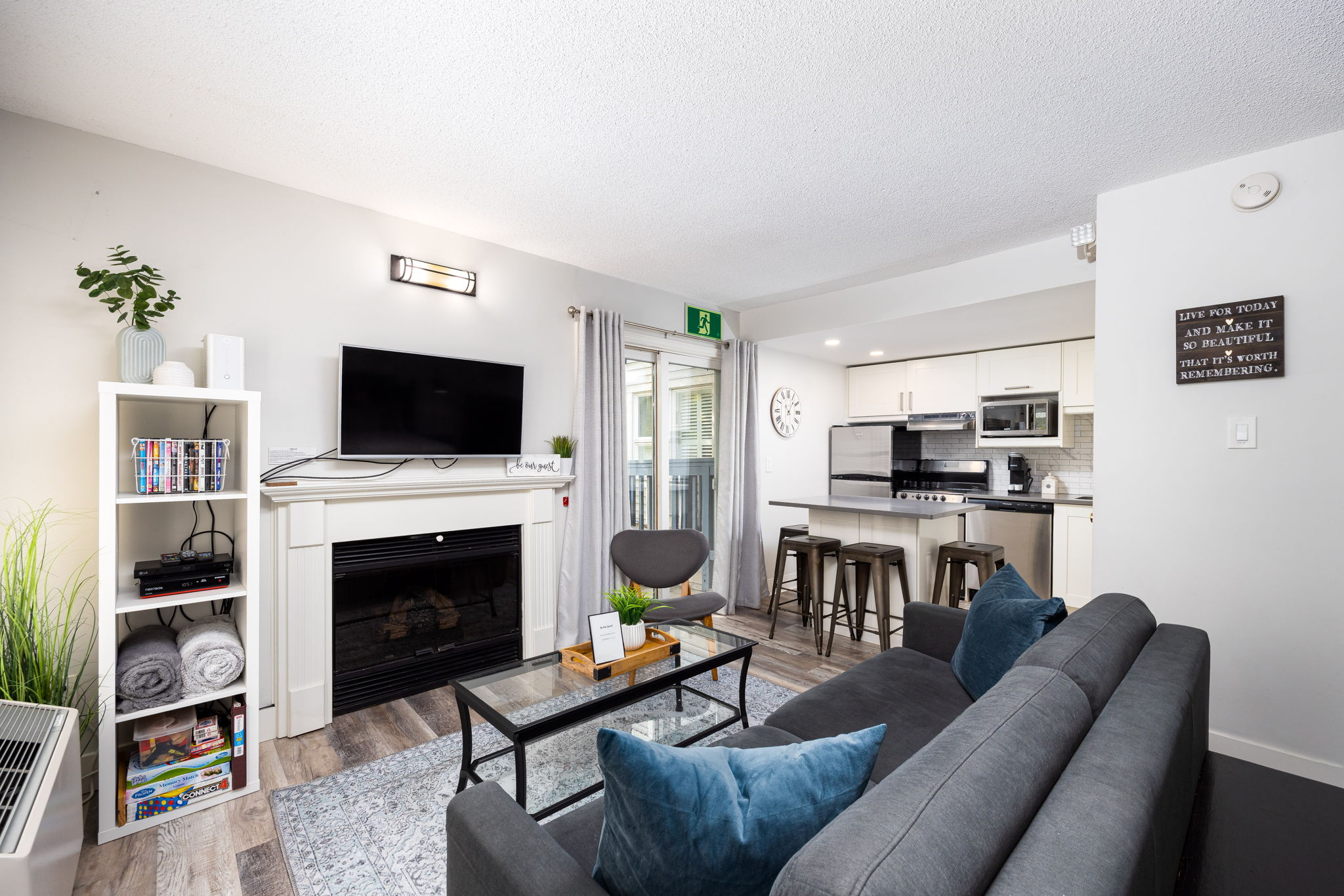 Blue Mountain property showcase — delivered property photograph 7