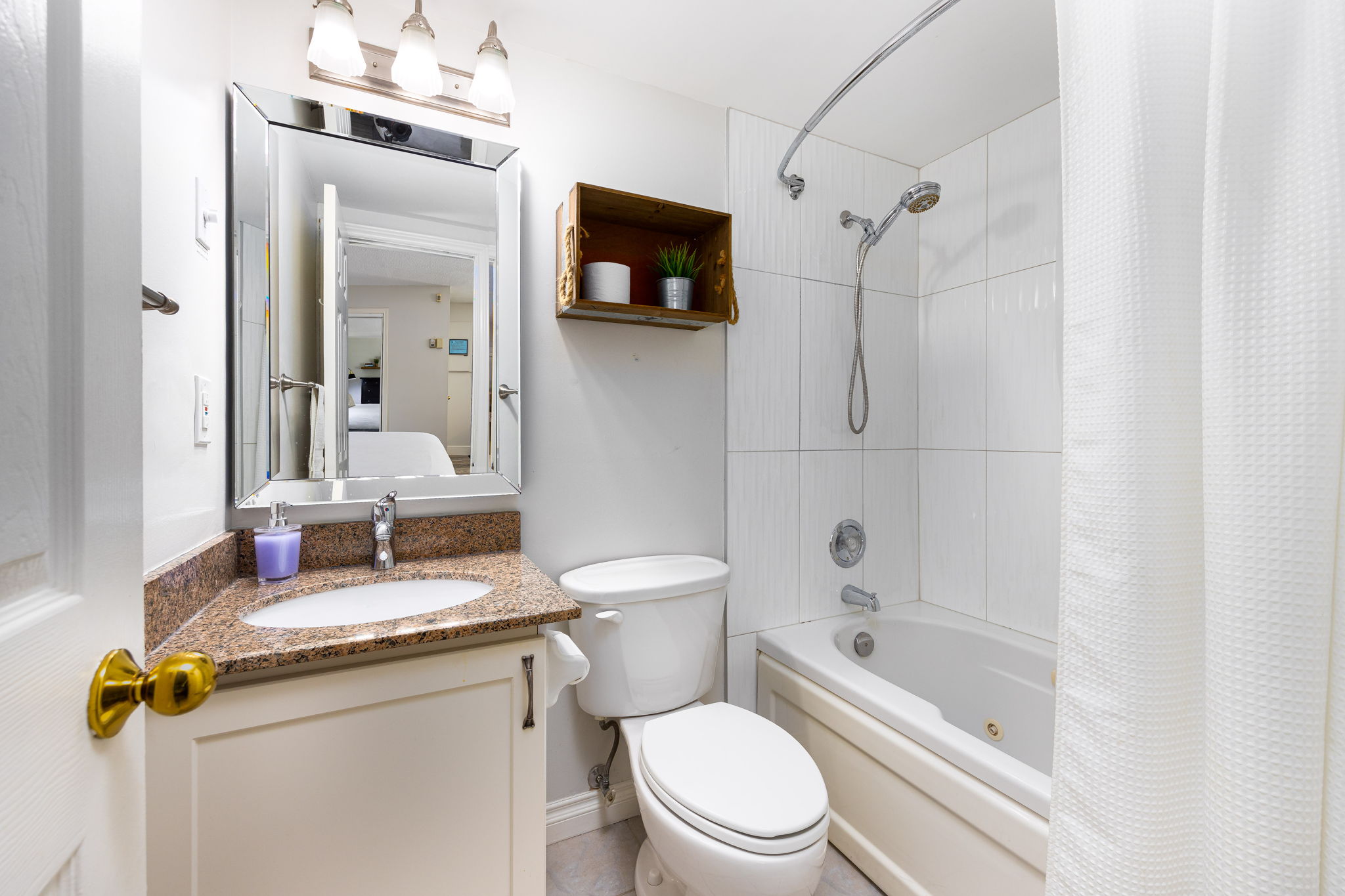 Blue Mountain property showcase — delivered property photograph 10