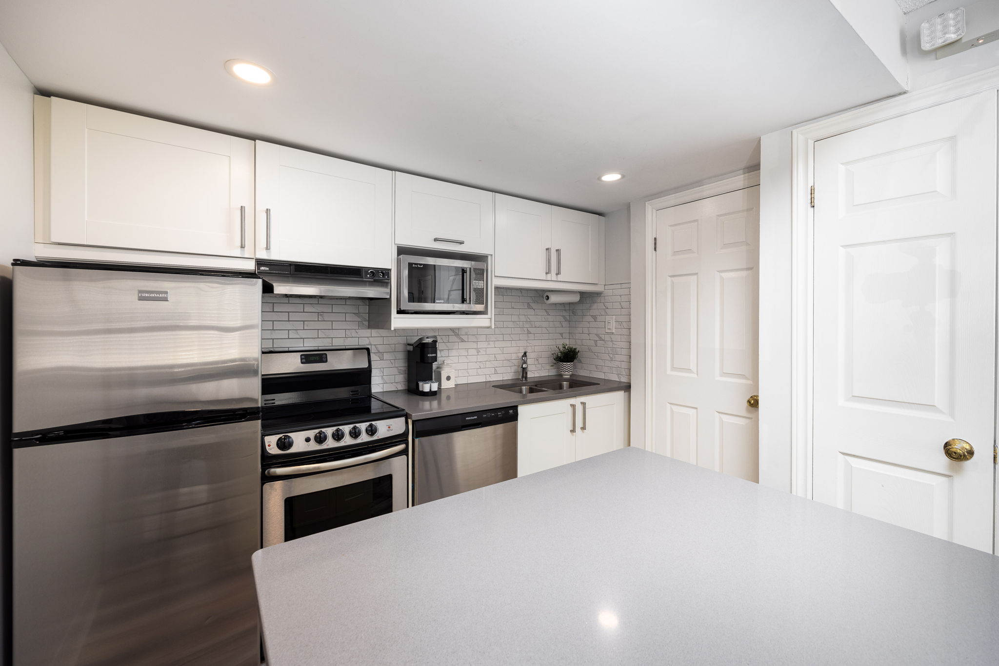 Blue Mountain property showcase — delivered property photograph 3