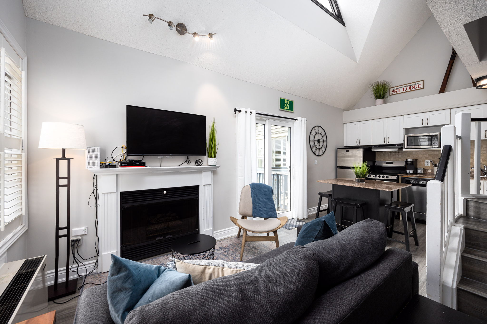 Blue Mountai property showcase