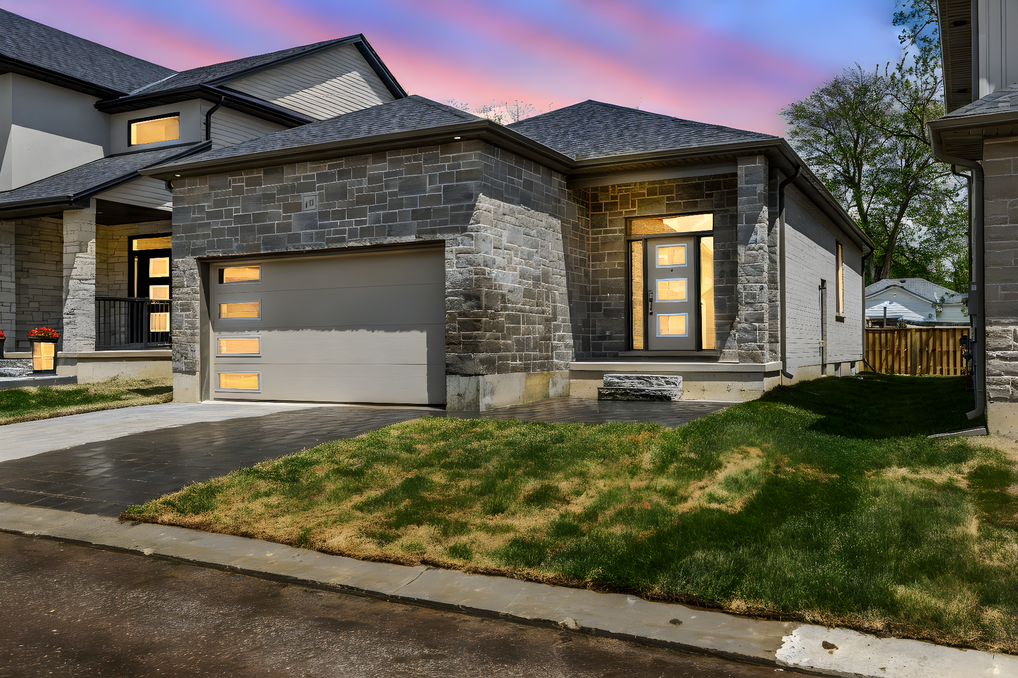 02 7966 Fallon Dr 14 day to dusk.jpeg