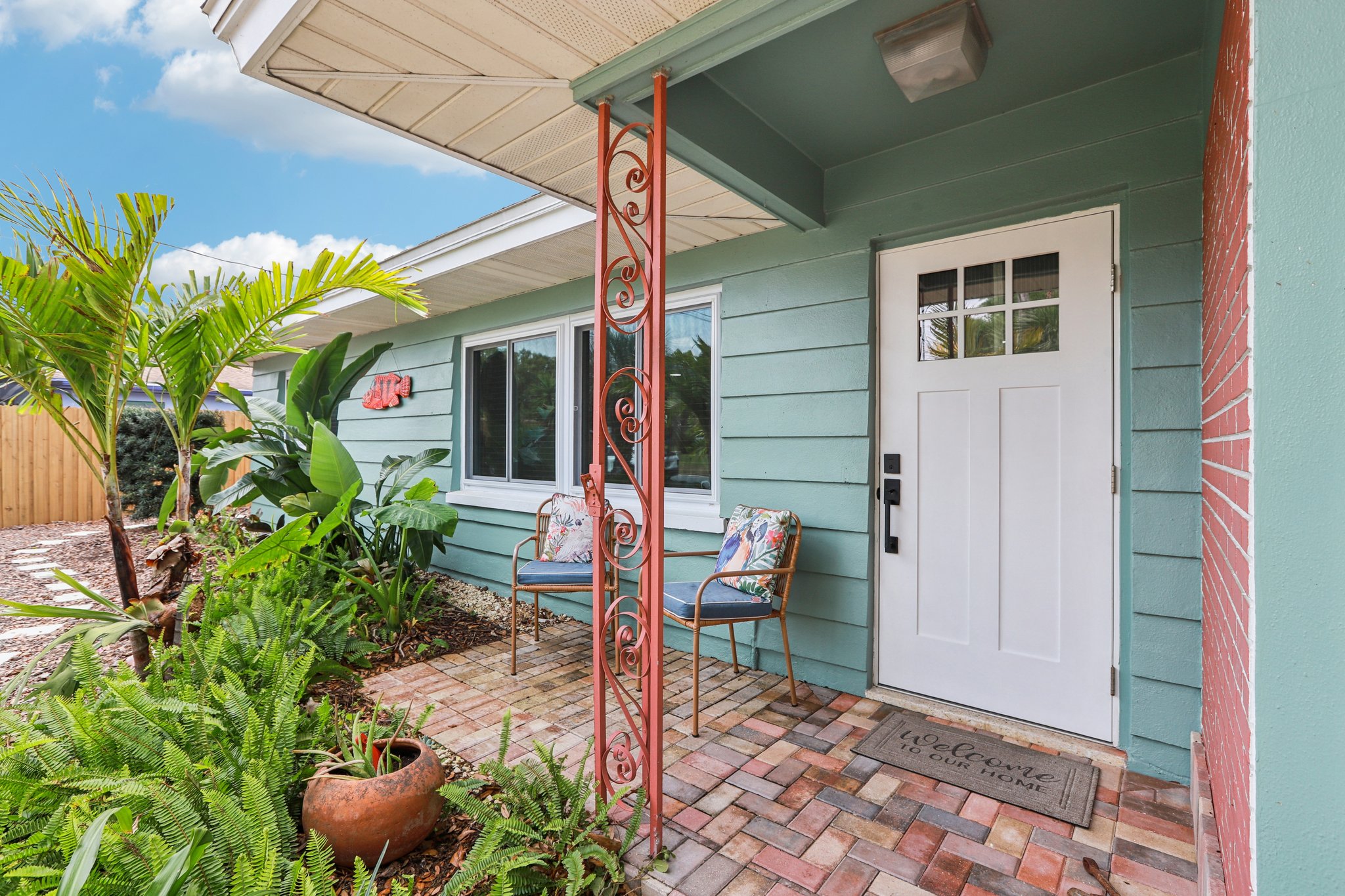 Lakeside Dr-S1703-010.jpg