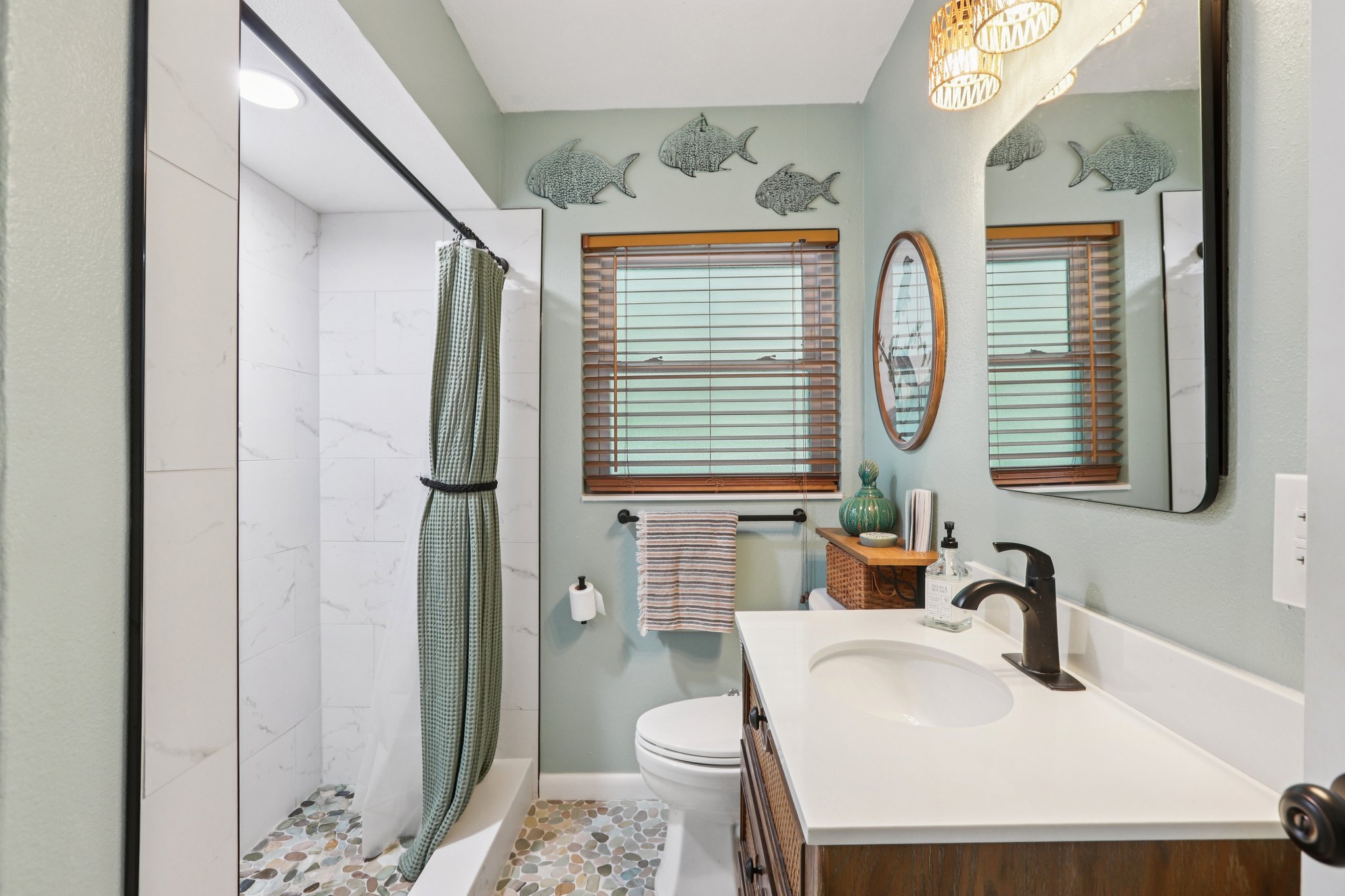 Lakeside Dr-S1703-030.jpg