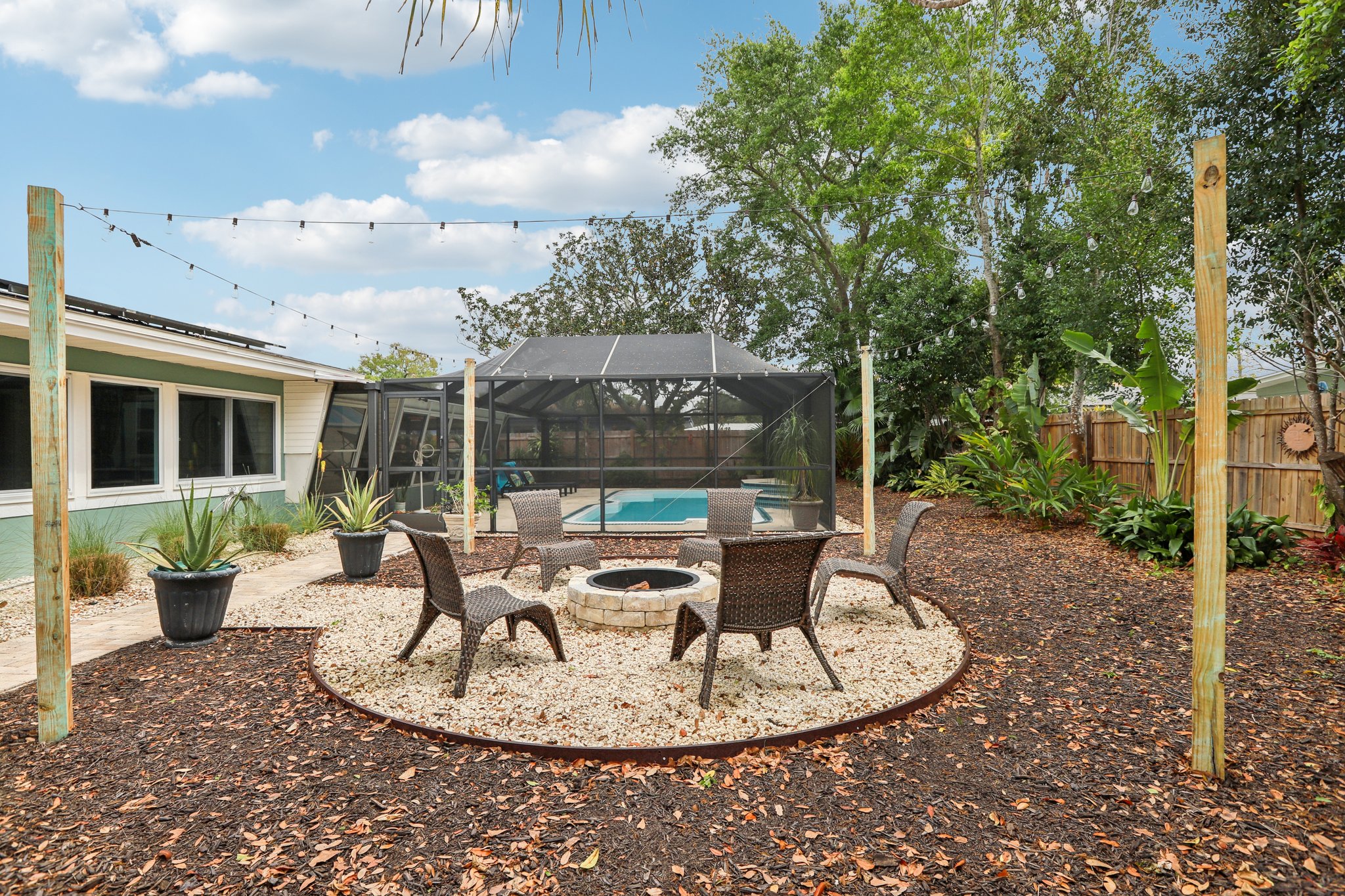 Lakeside Dr-S1703-047.jpg