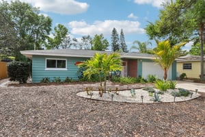 Lakeside Dr-S1703-004.jpg