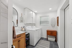 Lakeside Dr-S1703-024.jpg