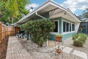 Lakeside Dr-S1703-042.jpg