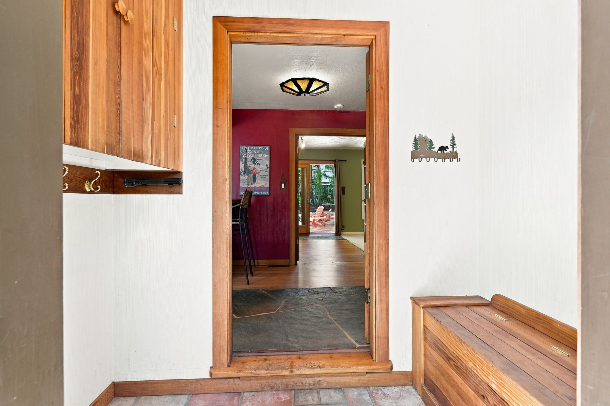  Photo 10