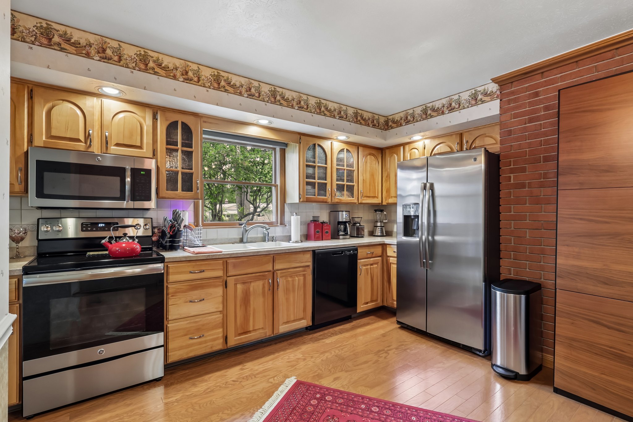 Glen Oaks Dr-S1305-022.jpg