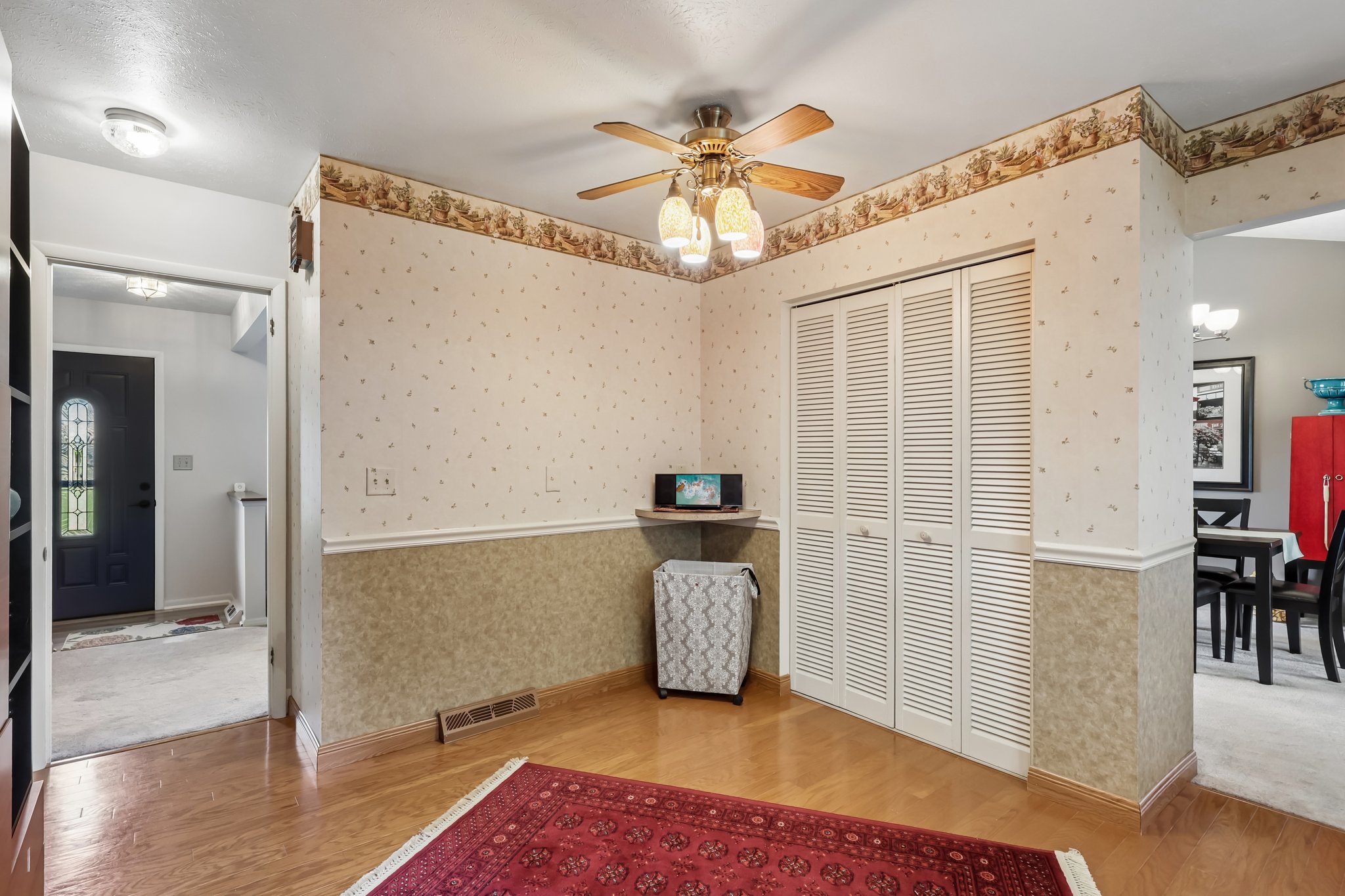 Glen Oaks Dr-S1305-023.jpg