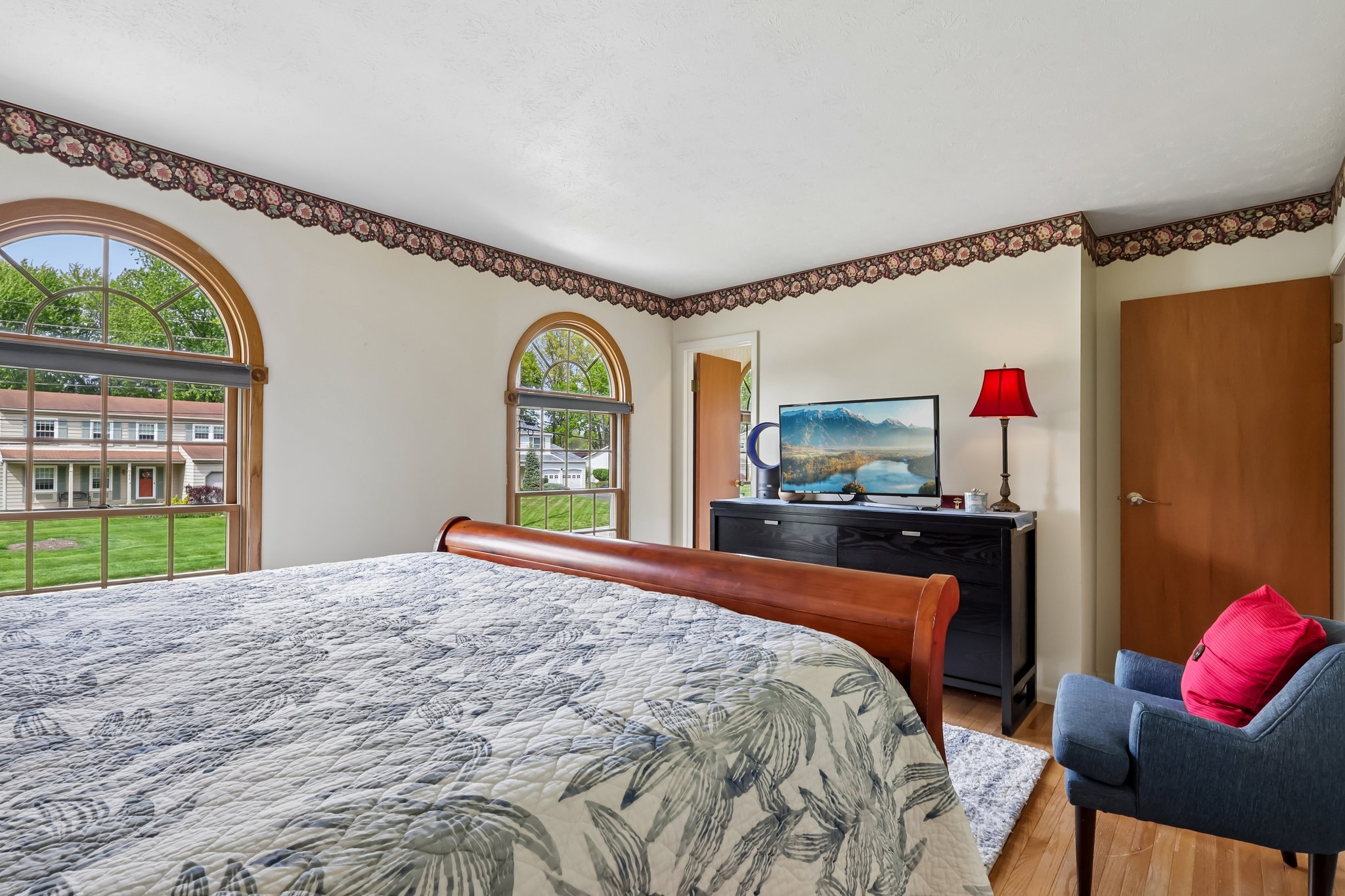 Glen Oaks Dr-S1305-028.jpg