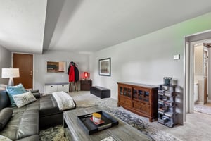 Glen Oaks Dr-S1305-014.jpg