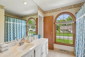 Glen Oaks Dr-S1305-024.jpg
