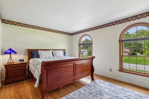 Glen Oaks Dr-S1305-029.jpg