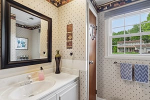Glen Oaks Dr-S1305-034.jpg