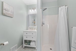  Photo 36