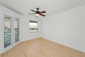 Primary Bedroom1a