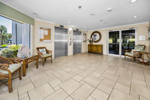 Lobby2