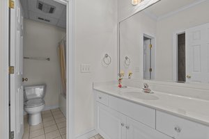  Photo 31