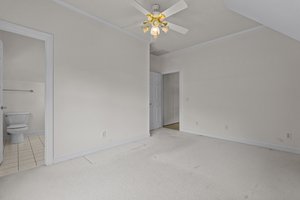  Photo 34