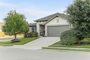  Photo 48