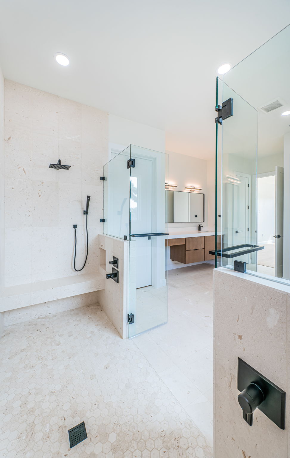 Primary Bathroom Alt2d