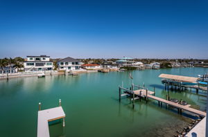 Upper Level Bonus Room Balcony5 View