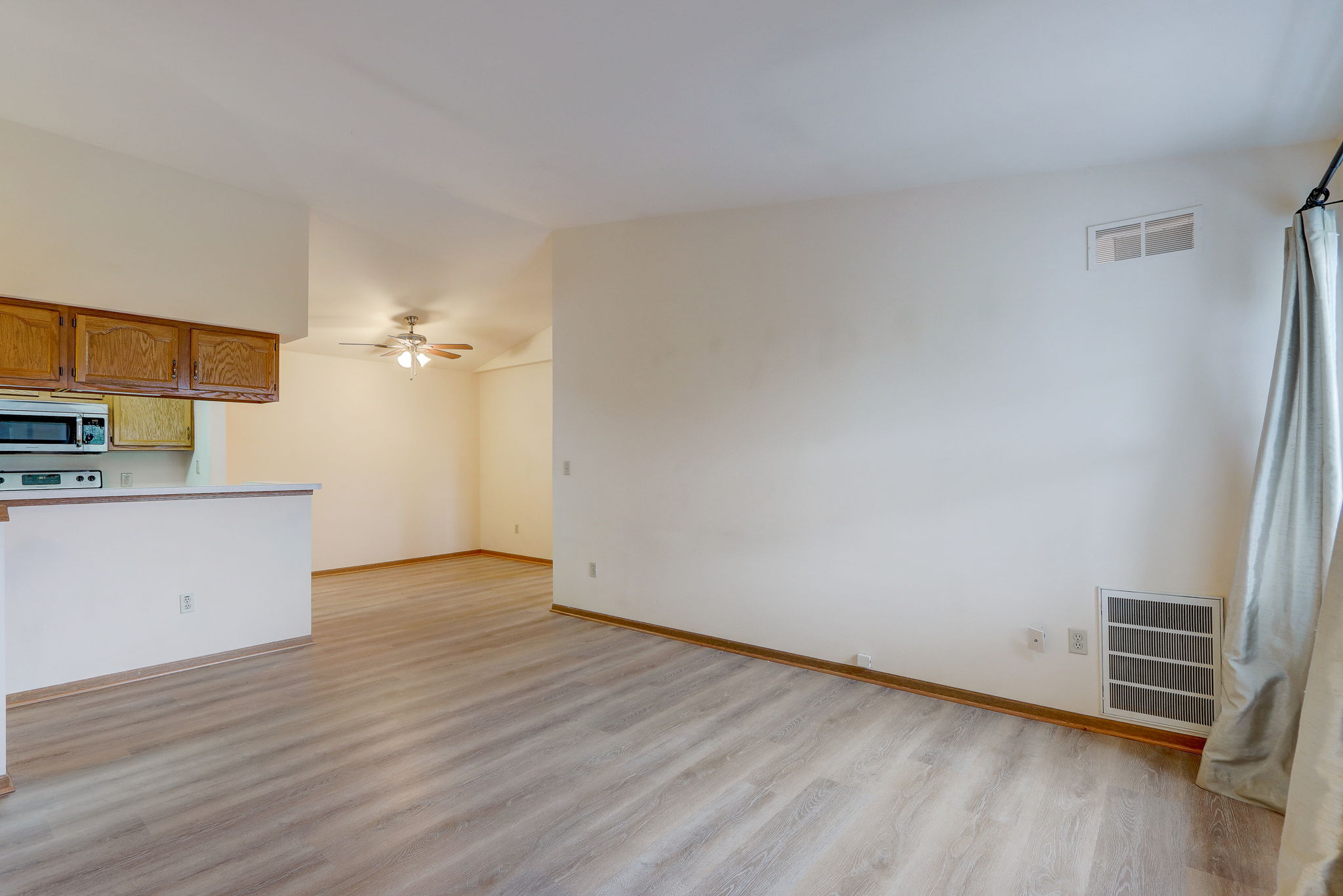 N 107th St 8-014
