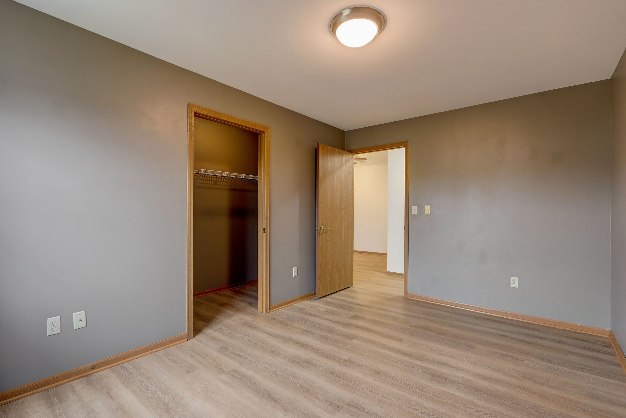 N 107th St 8-023