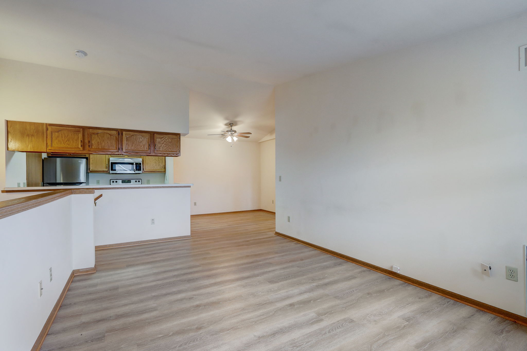 N 107th St 8-015