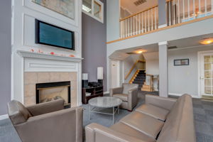 N 107th St 8-041