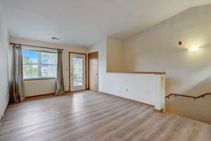 N 107th St 8-016