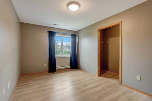 N 107th St 8-022