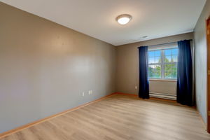 N 107th St 8-021