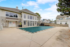 N 107th St 8-045