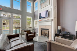 N 107th St 8-042