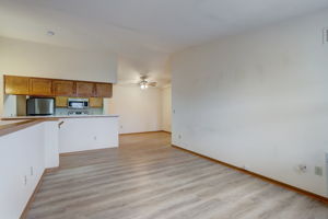 N 107th St 8-015
